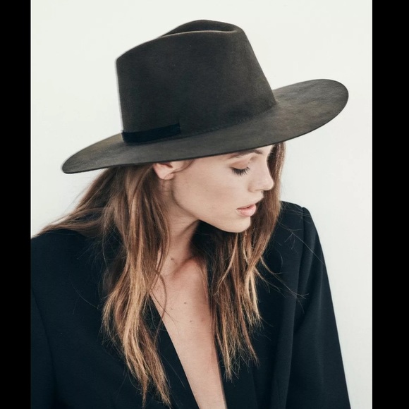 NWOT Janessa Leon Lennon Hat - Picture 9 of 11